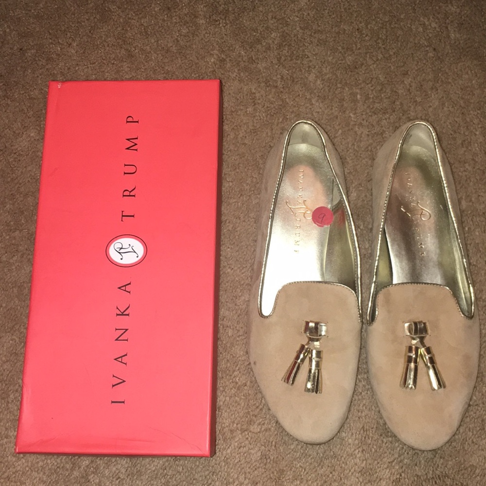 Ivanka Trump Natural Suede HARLEY loafers